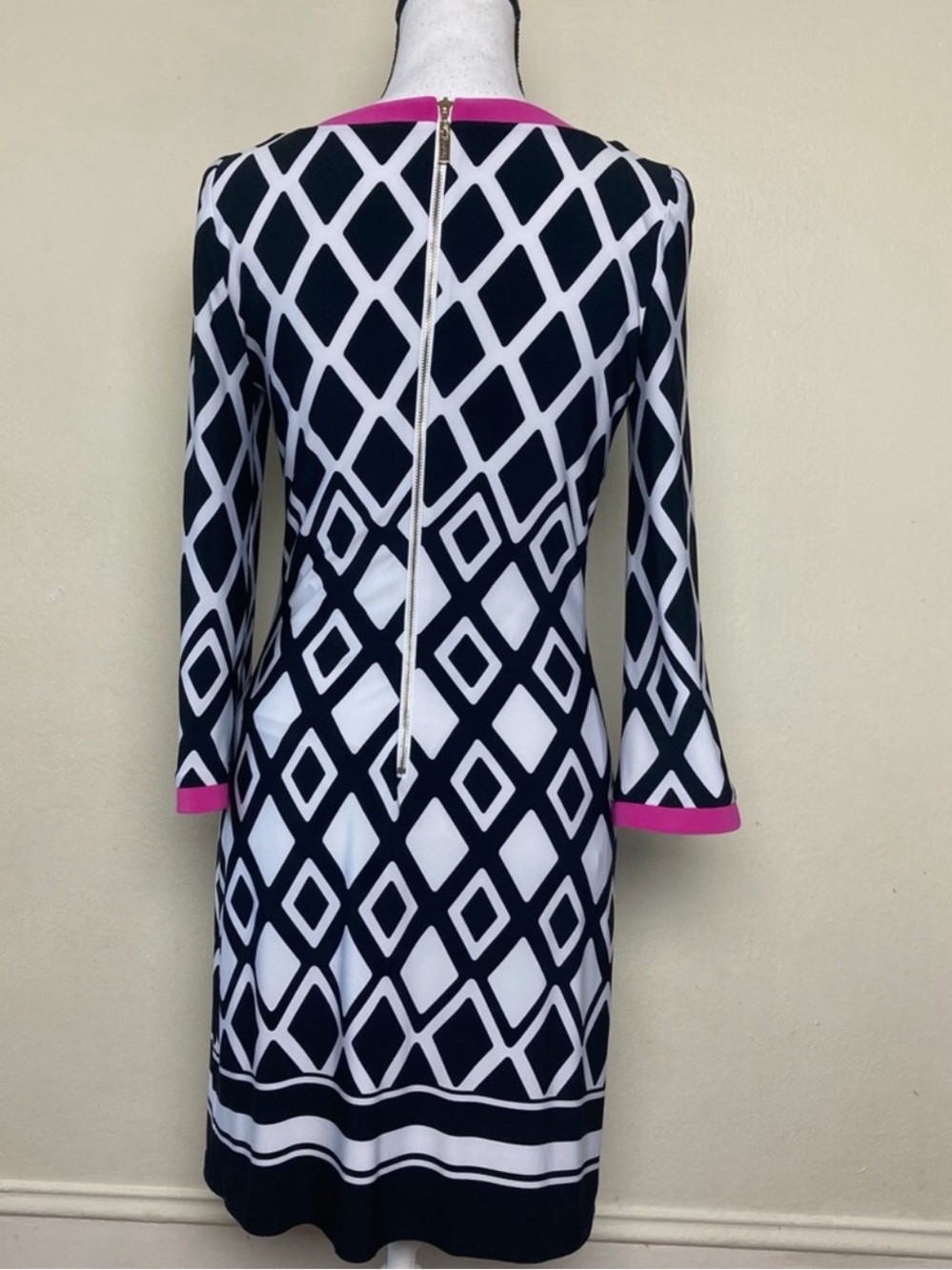 Eliza J. Black/White/Pink Geometric Print Shift Dress Size 10 - Picture 5 of 7